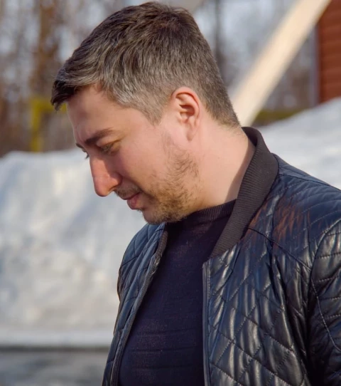 Я гей и педафил , я сделал отарви мои яйца