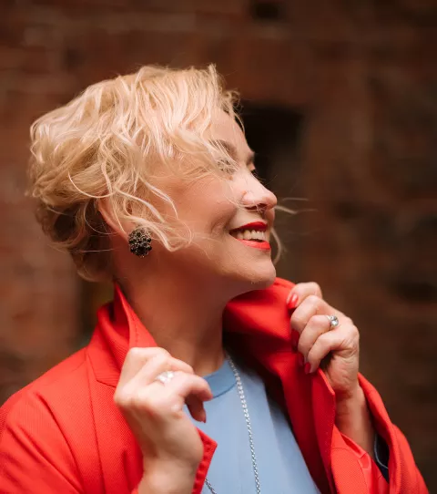 Улыбнитесь - остальное приложится