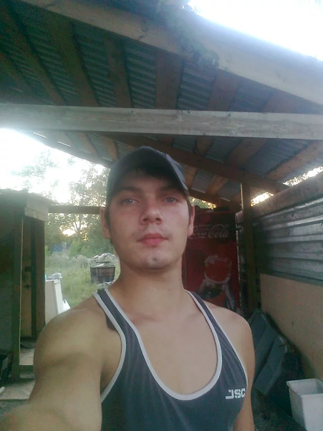46ef18e3